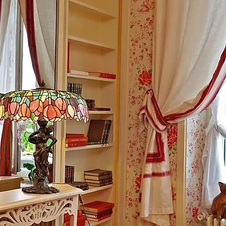 Hotel Saint-jacques 3*