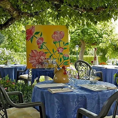 Saint-jacques Hotel 3*