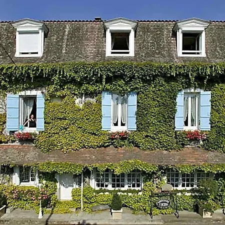 Saint-jacques Hotel 3*