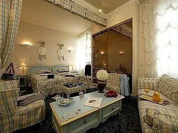 Logis Saint-jacques Hotel 3*