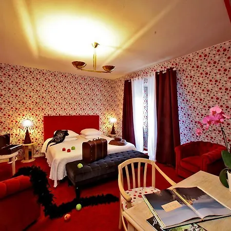 Hotel Saint-jacques 3*