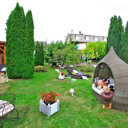 Hotel Saint-jacques Saint-Saud-Lacoussière