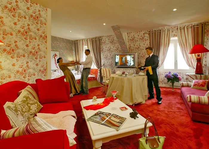 Logis Saint-jacques Hotel