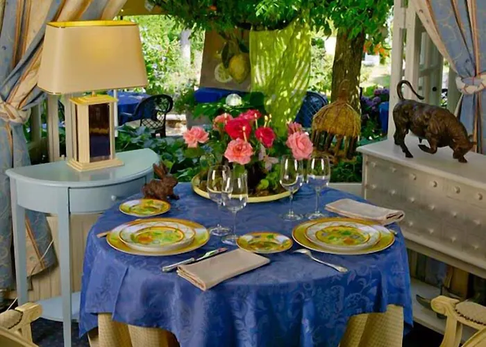 Logis Saint-jacques 3* Saint-Saud-Lacoussière