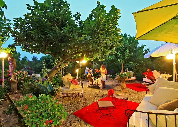 Hotel Logis Saint-jacques