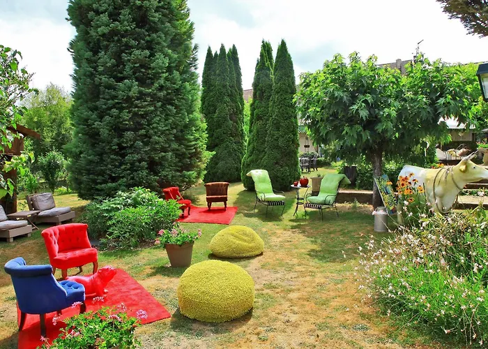 Logis Saint-jacques Hotel Saint-Saud-Lacoussière