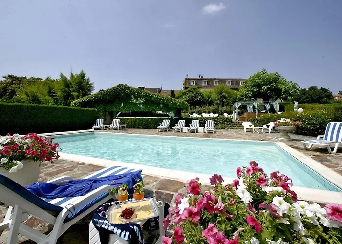 Logis Saint-jacques 3*